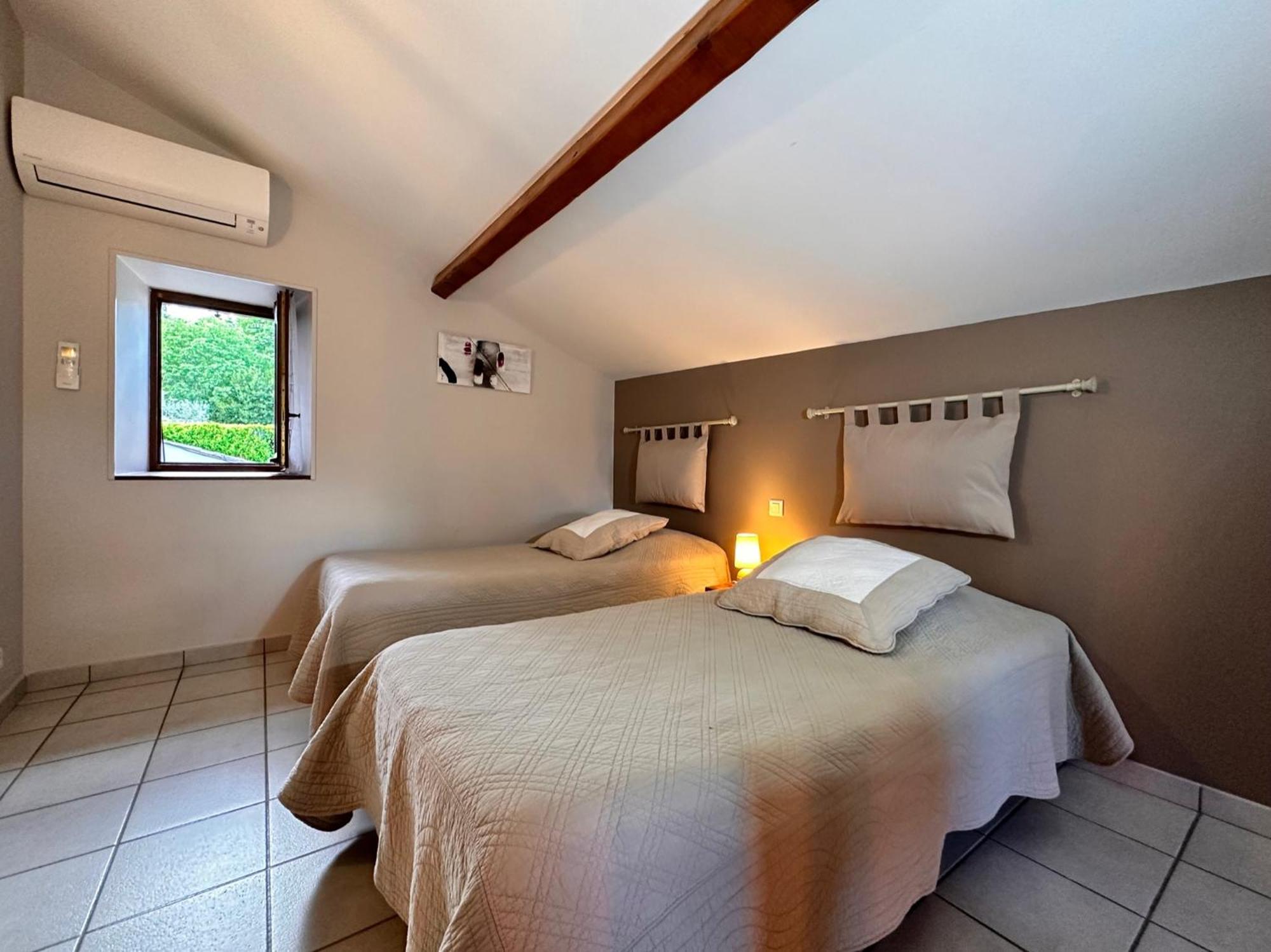 Chambres D'Hotes Les Clapas Chauzon Bilik gambar